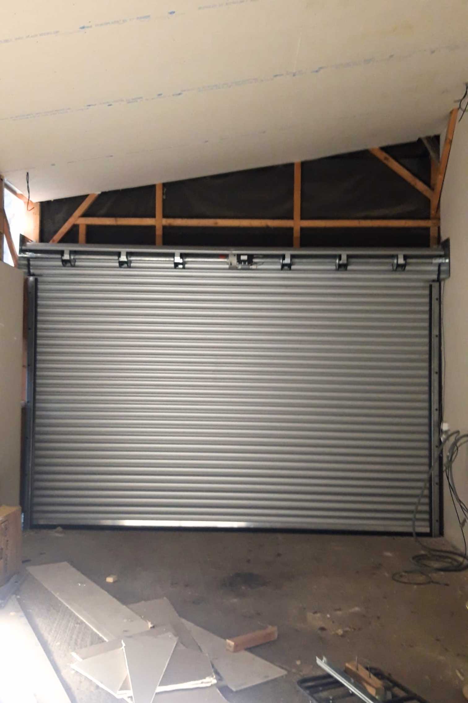 Rideaux metalliques commerces et entreprises