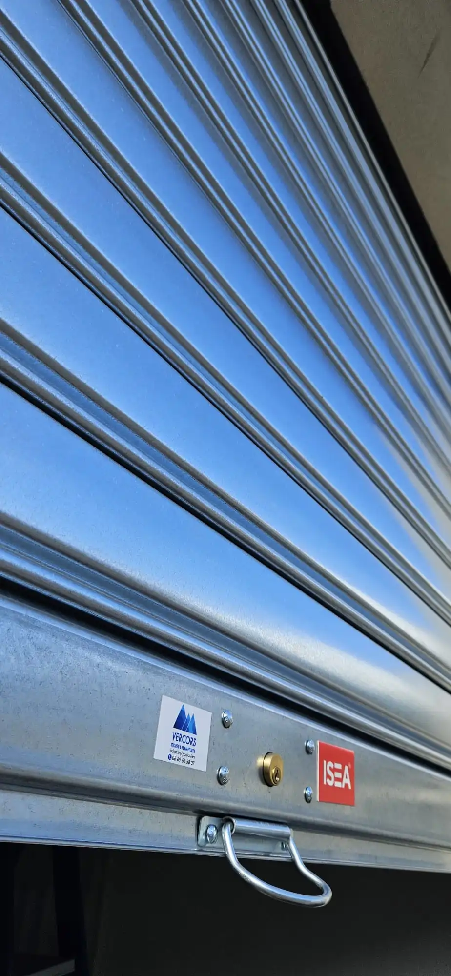 VERCORS_STORES_ET_FERMETURES_Pose_Installation_Grenoble_Vercors_Pays_Voironnais